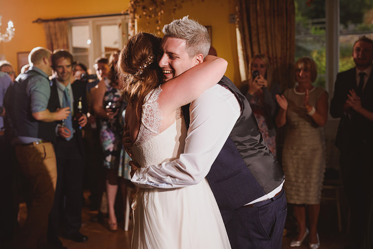 Fun Outdoorsy Farm Wedding http://www.samgibsonweddings.co.uk/