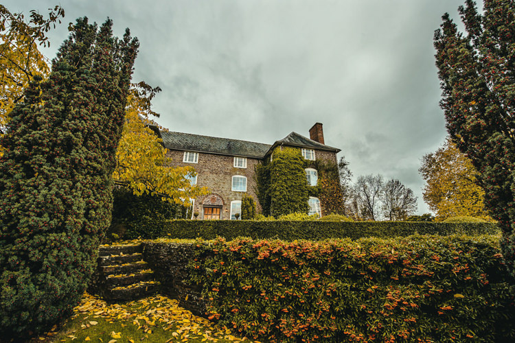 Dewsall Court Rustic Autumnal Apples Country Wedding http://jareklepak.com/