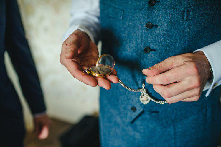 Rustic Autumnal Apples Country Wedding http://jareklepak.com/