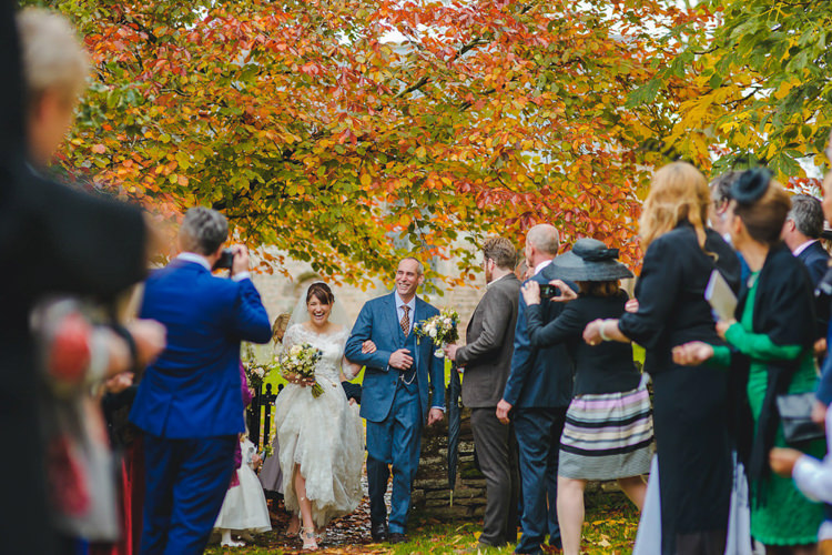 Rustic Autumnal Apples Country Wedding http://jareklepak.com/