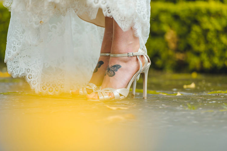 Rustic Autumnal Apples Country Wedding http://jareklepak.com/