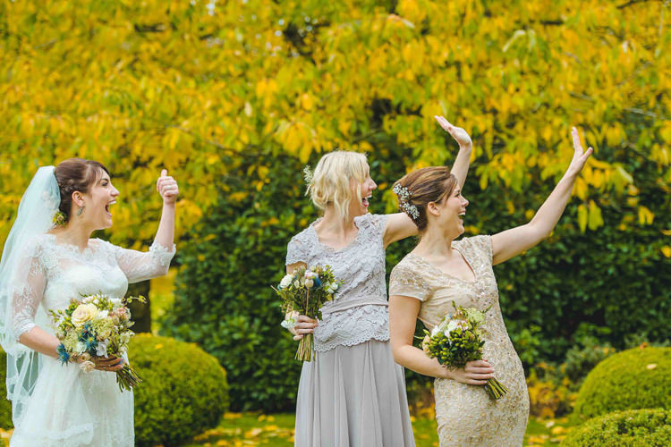 Rustic Autumnal Apples Country Wedding http://jareklepak.com/
