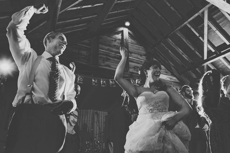 Rustic Autumnal Apples Country Wedding http://jareklepak.com/