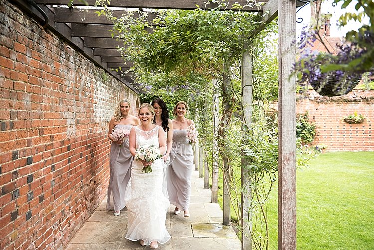 Beautiful Country House Wedding http://www.fionasweddingphotography.co.uk/