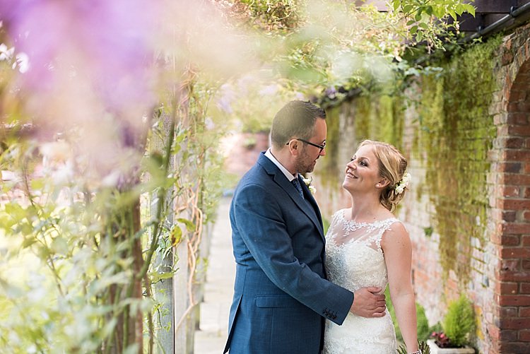Beautiful Country House Wedding http://www.fionasweddingphotography.co.uk/