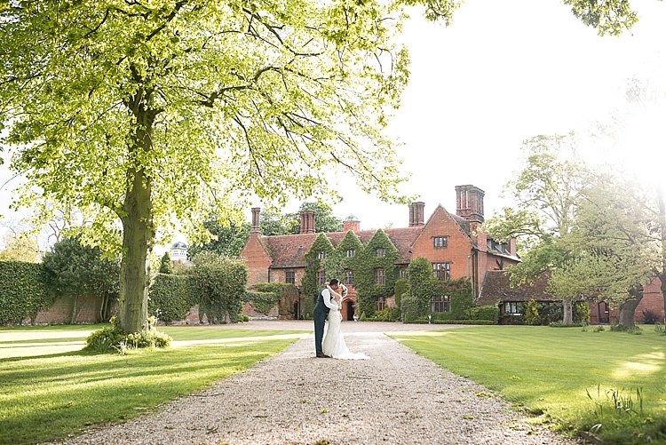 Beautiful Country House Wedding http://www.fionasweddingphotography.co.uk/