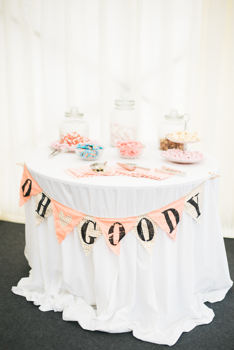 Sweet Sweetie Table Bunting Country Glamour Black Tie Wedding http://www.capturedbykatrina.co.uk/