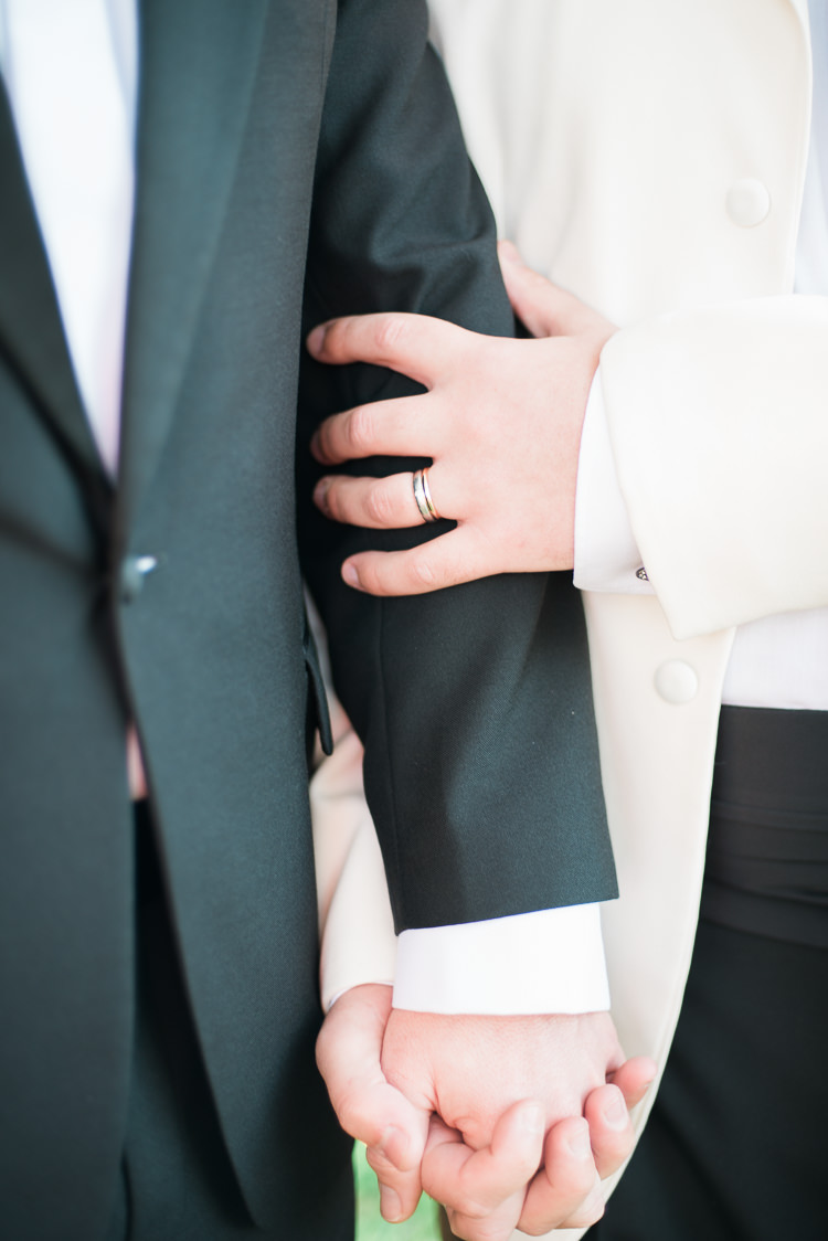 Country Glamour Black Tie Wedding http://www.capturedbykatrina.co.uk/