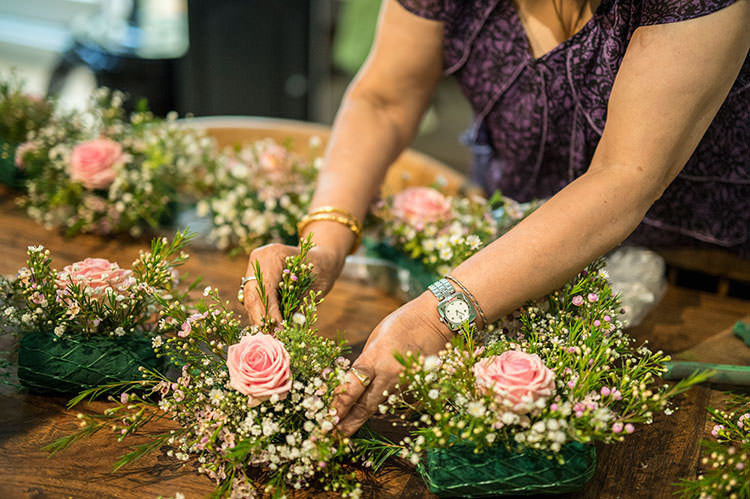 Fun Glittery Outdoor Colourful Wedding http://www.reportography.com/