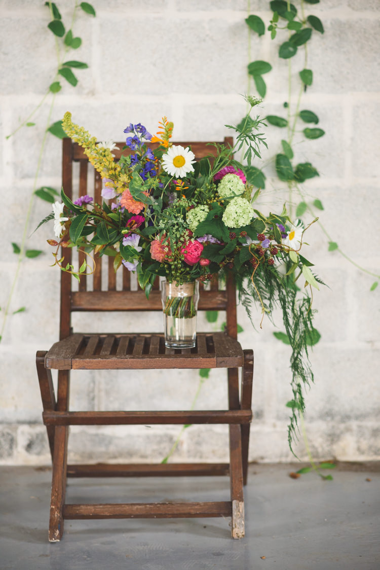 Whimsical Bouquet Natural Wild Bride Bridal Colour Stylish Festival Farm Garden Wedding http://www.lisadawn.co.uk/