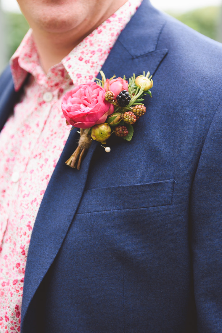 Buttonhole Berries Pink Groom Stylish Festival Farm Garden Wedding http://www.lisadawn.co.uk/