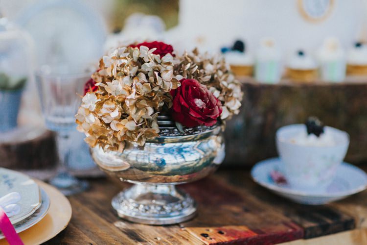 Flowers Table Centrepiece Alice in Wonderland Wedding Ideas http://nataliepluck.com/