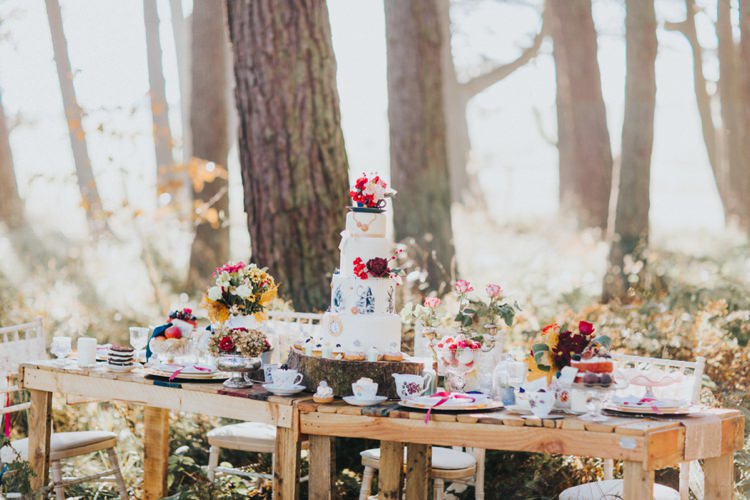 Woods Table Outdoor Whimsical Alice in Wonderland Wedding Ideas http://nataliepluck.com/