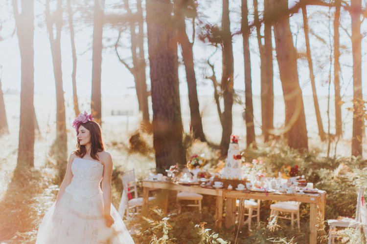 Alice in Wonderland Wedding Ideas http://nataliepluck.com/