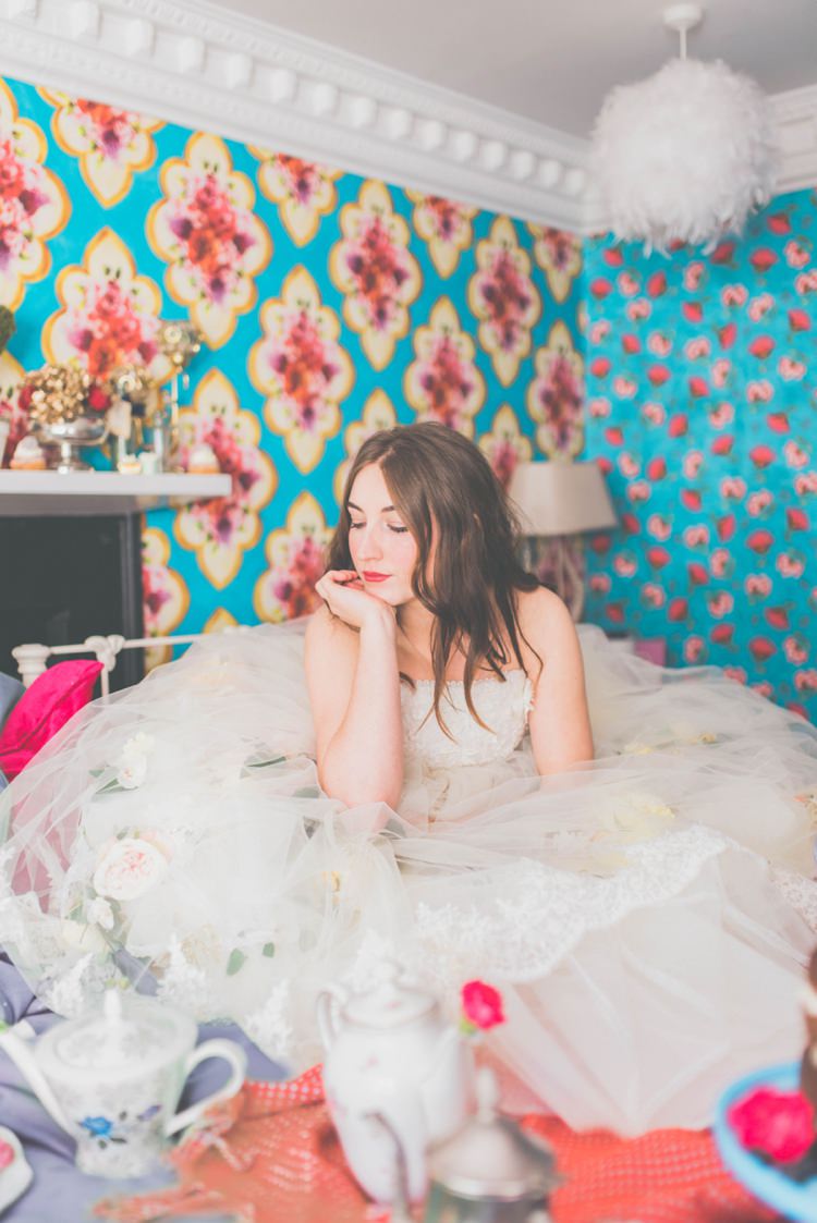 Alice in Wonderland Wedding Ideas http://nataliepluck.com/