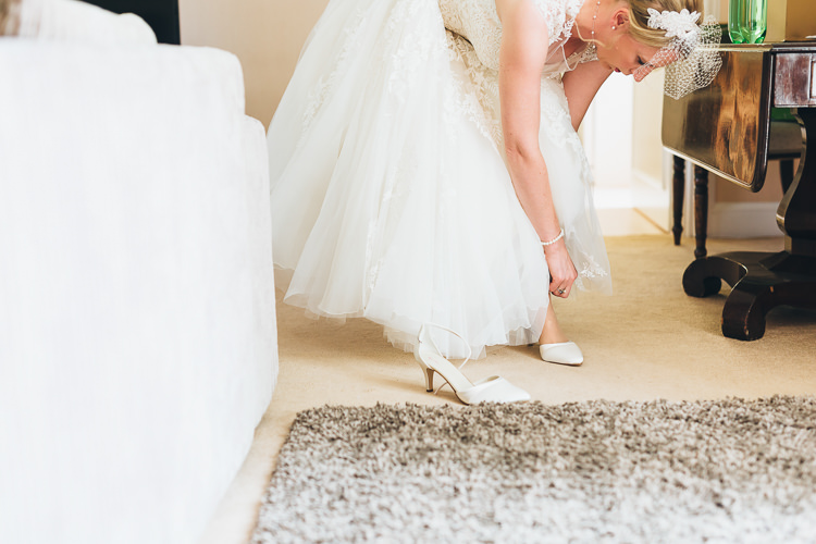 Intimate Outdoor Isle of Skye Wedding http://sarahbethphoto.co.uk/