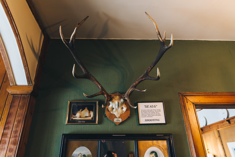 Intimate Outdoor Isle of Skye Wedding http://sarahbethphoto.co.uk/
