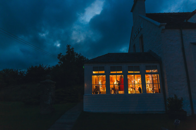 Intimate Outdoor Isle of Skye Wedding http://sarahbethphoto.co.uk/