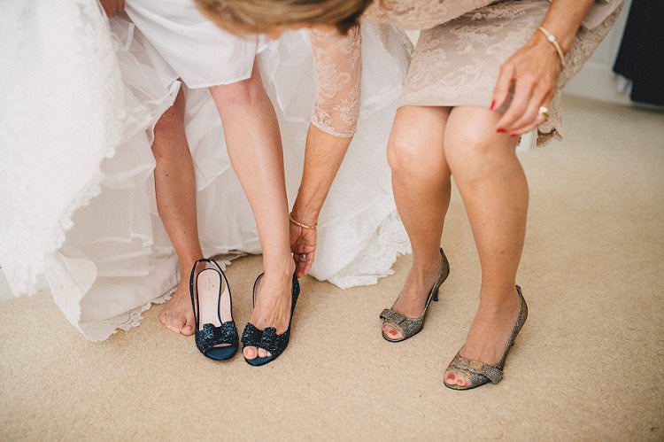 Rustic Chic Blush Barn Wedding http://www.kerrydiamondphotography.com/