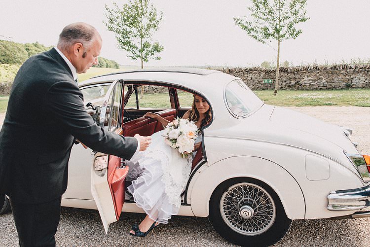 Rustic Chic Blush Barn Wedding http://www.kerrydiamondphotography.com/