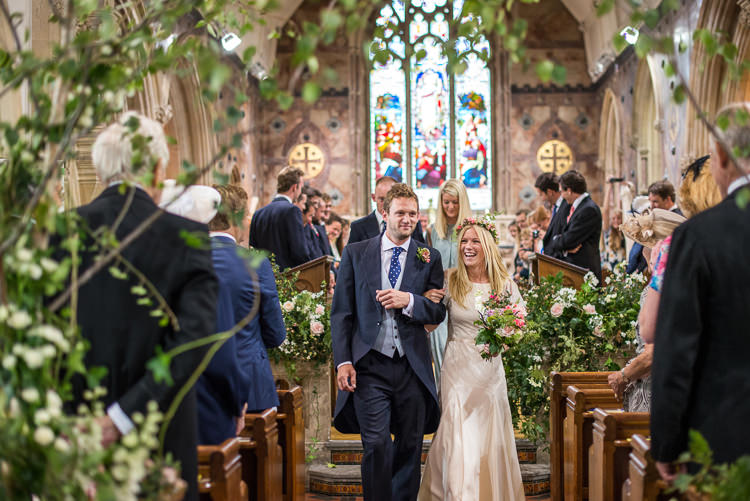 Vintage Greenery Garden Marquee Wedding http://louiseadbyphoto.com/