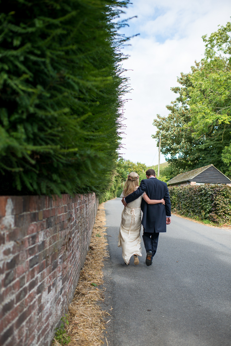 Vintage Greenery Garden Marquee Wedding http://louiseadbyphoto.com/
