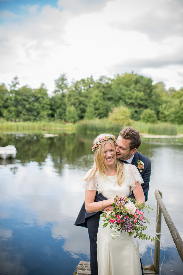 Vintage Greenery Garden Marquee Wedding http://louiseadbyphoto.com/