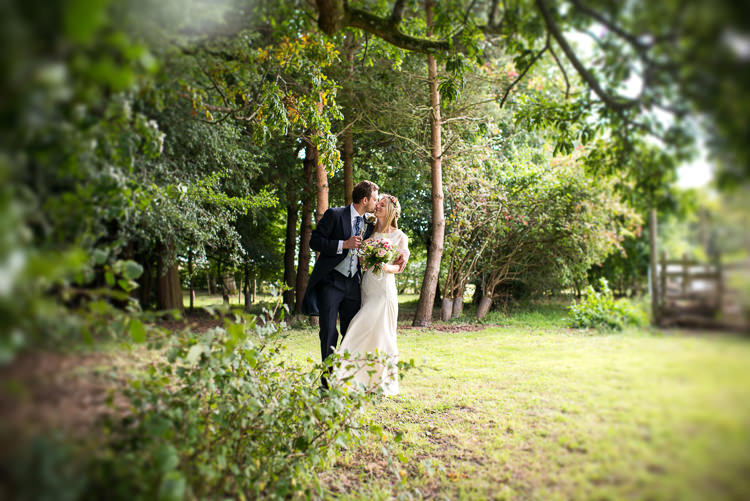 Vintage Greenery Garden Marquee Wedding http://louiseadbyphoto.com/