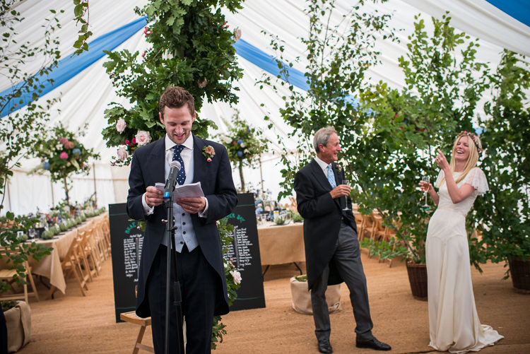 Vintage Greenery Garden Marquee Wedding http://louiseadbyphoto.com/