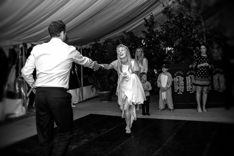 Vintage Greenery Garden Marquee Wedding http://louiseadbyphoto.com/