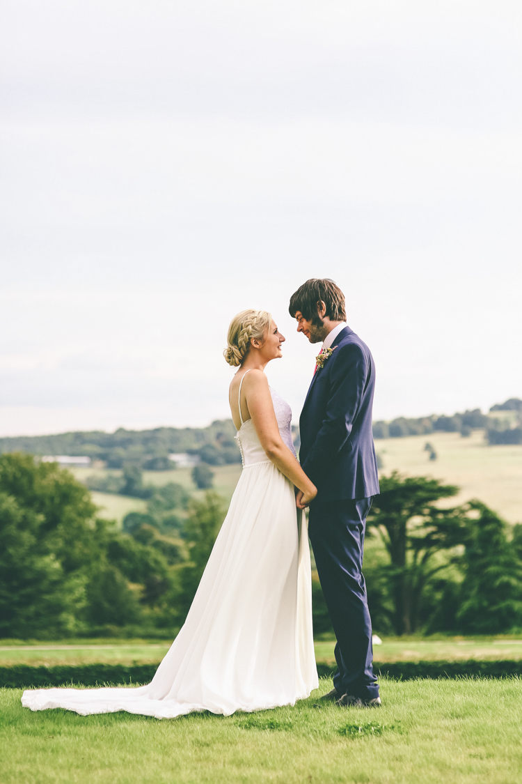 Colourful Modern DIY Fun Wedding http://www.emmaboileau.co.uk/