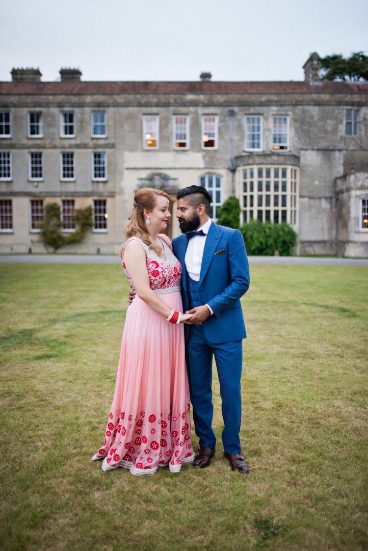 Colourful Pastel Sequin Wedding http://www.laurapower.co.uk/