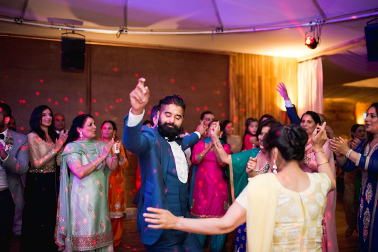 Colourful Pastel Sequin Wedding http://www.laurapower.co.uk/