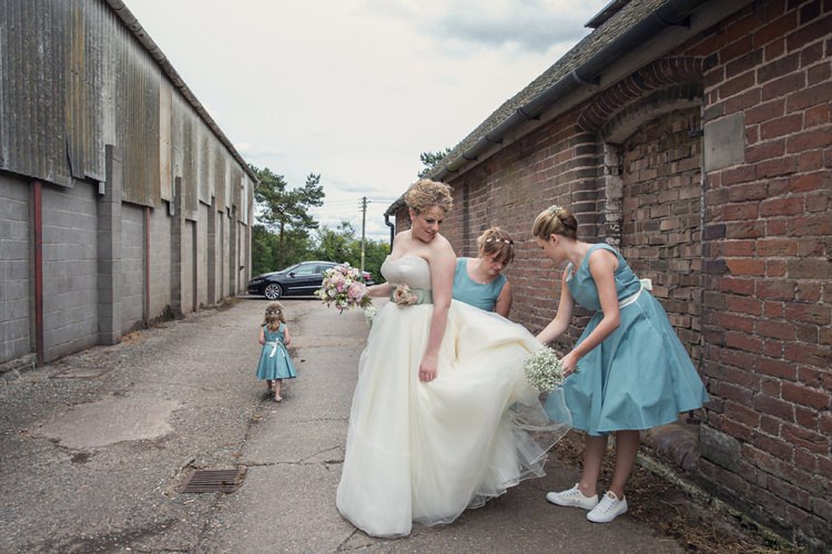 Eclectic Cool Barn Wedding http://assassynation.co.uk/