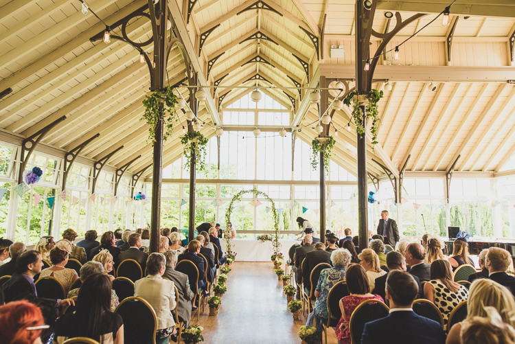 Beautiful Glass House Wedding http://www.mattpenberthy.com/