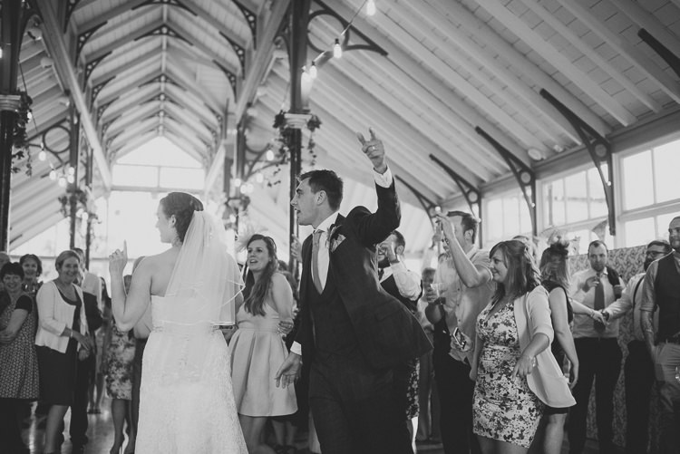 Beautiful Glass House Wedding http://www.mattpenberthy.com/