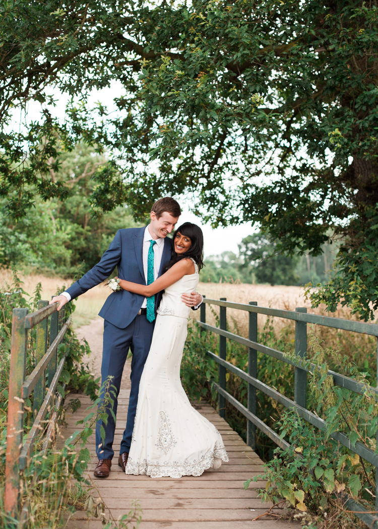 Indian Mint Garden Party Wedding http://heleddroberts.co.uk/