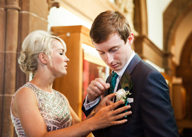 Indian Mint Garden Party Wedding http://heleddroberts.co.uk/