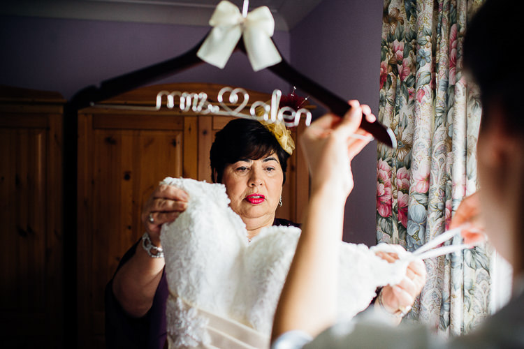 Books & History Sparkly Pastels Wedding http://www.mariannechua.com/