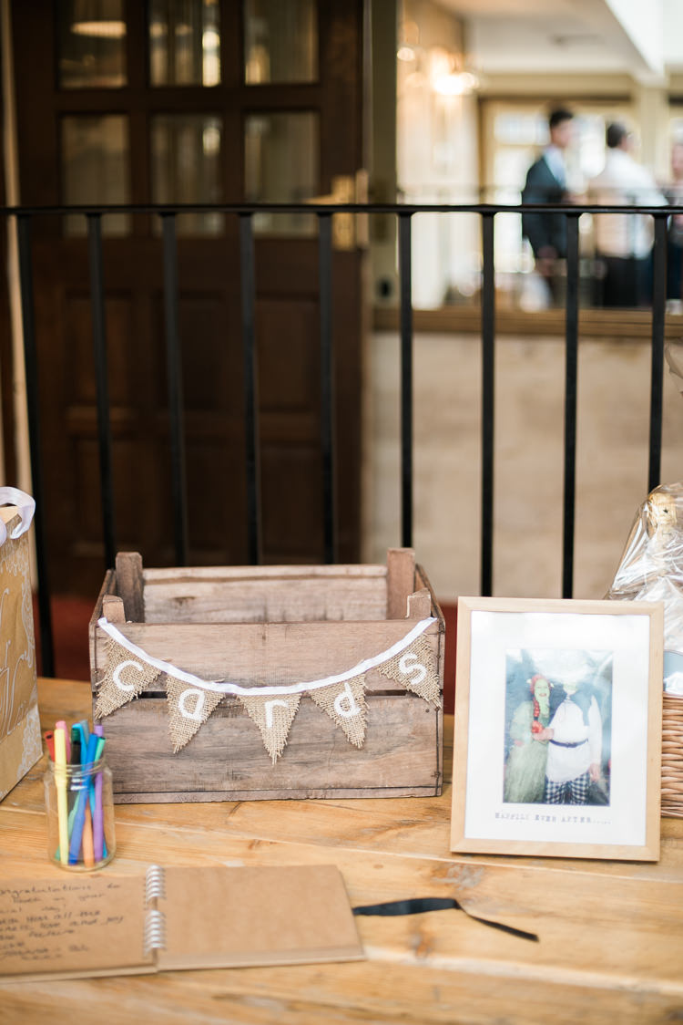 Card Crate Hessian Bunting Soft Pink Rustic Winter Wedding http://www.capturedbykatrina.co.uk/