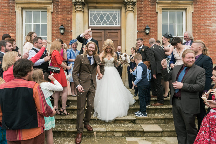 Glamorous Gold Halloween Wedding http://www.oliviajohnstonweddings.co.uk/