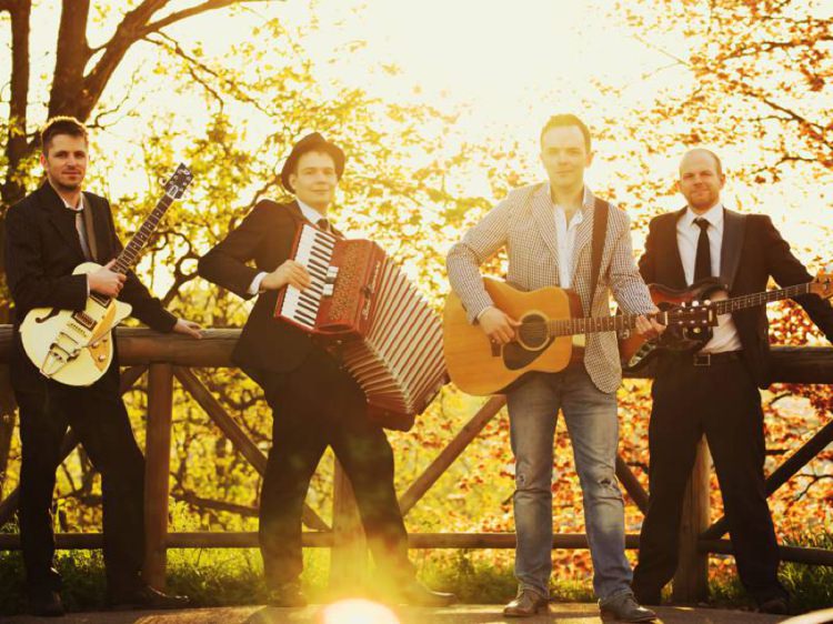 Last Minute Musicians Wedding Entertainment Directory Suppliers UK