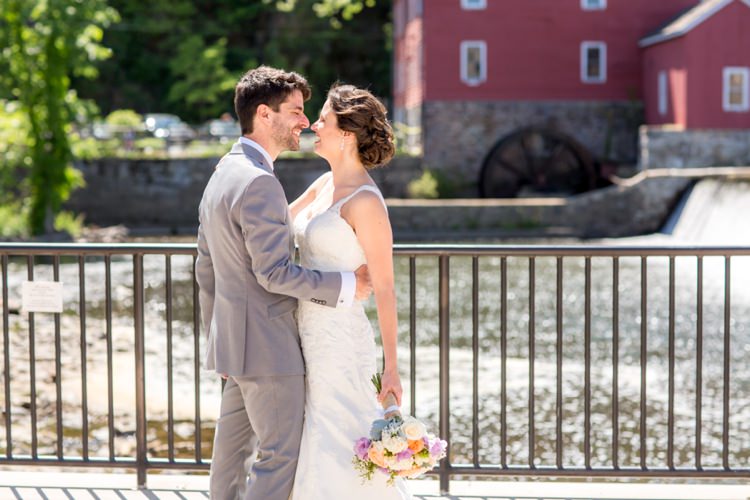 Romantic Peach Museum Wedding New Jersey http://www.idaliaphotography.com/