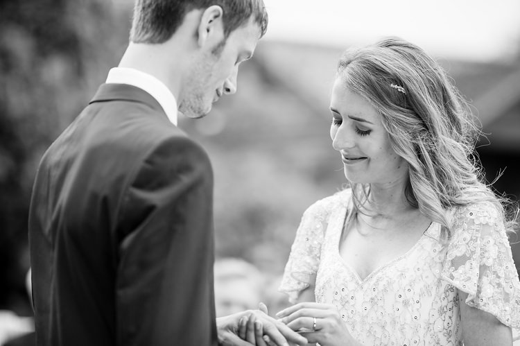 Fresh Relaxed Beach Summer Wedding http://www.katherineashdown.co.uk/
