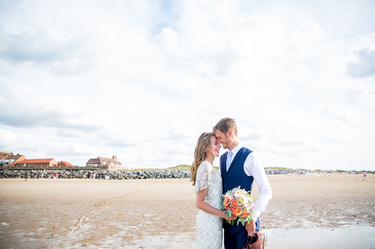 Fresh Relaxed Beach Summer Wedding http://www.katherineashdown.co.uk/
