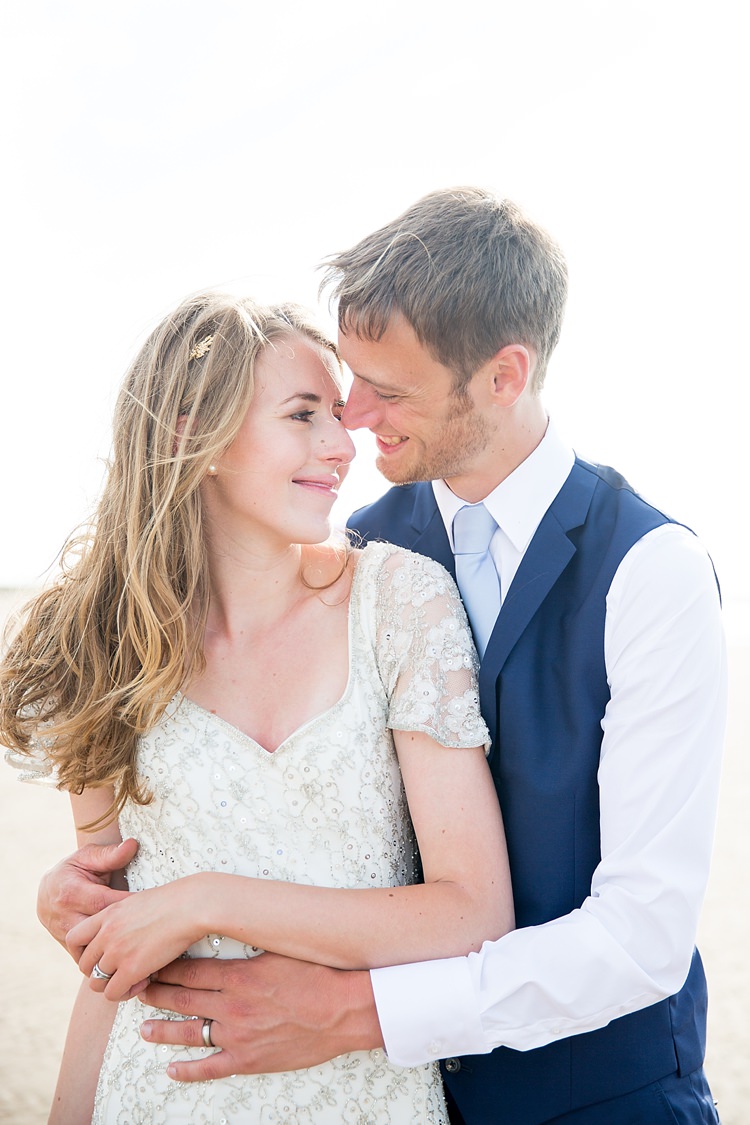 Fresh Relaxed Beach Summer Wedding http://www.katherineashdown.co.uk/