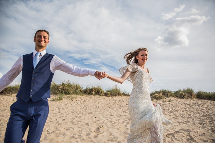 Fresh Relaxed Beach Summer Wedding http://www.katherineashdown.co.uk/