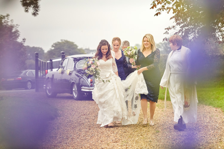 Industrial Country Rustic Wedding https://www.fullerphotographyweddings.co.uk/