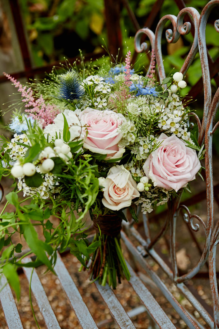 Bouquet Flowers Pink Astible Rose Bride Bridal Industrial Country Rustic Wedding https://www.fullerphotographyweddings.co.uk/