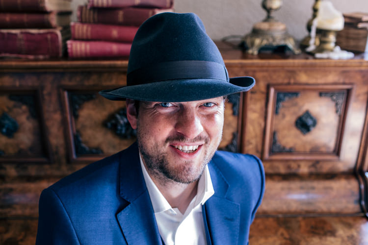 Trilby Hat Groom Vintage Homely Outdoor Wedding http://heartfulloftea.com/